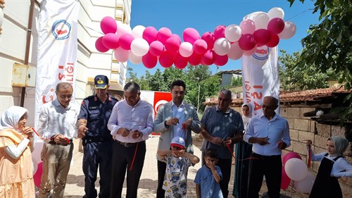 Kaymakamımız Sayın Tarık Buğra SEYHAN'ın Katılımlarıyla ADEM (Aile Destek Merkezi) Bünyesinde Açılan Sergiye Katıldı