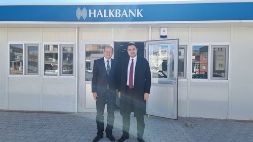 Kaymakamımız Sayın Tarık Buğra SEYHAN, Halk Bankası Müdürü Sayın Ümit KARAKUŞ'a İade-i Ziyarette Bulundu